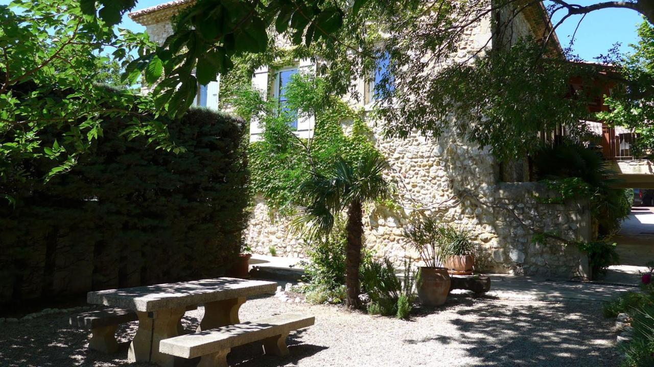 Gites Au Chateau Des Estubiers Les Granges-Gontardes Exteriör bild