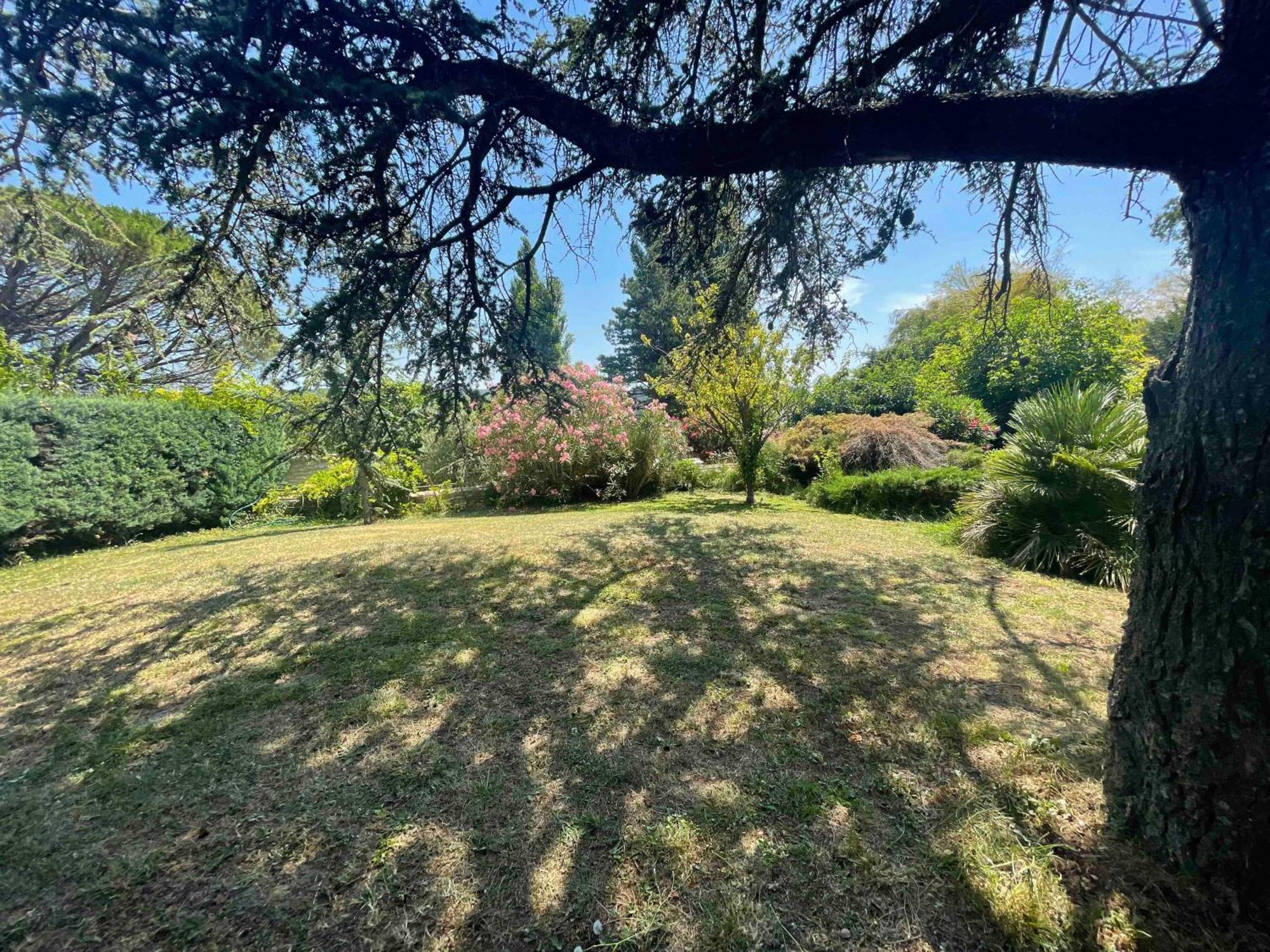 Gites Au Chateau Des Estubiers Les Granges-Gontardes Exteriör bild